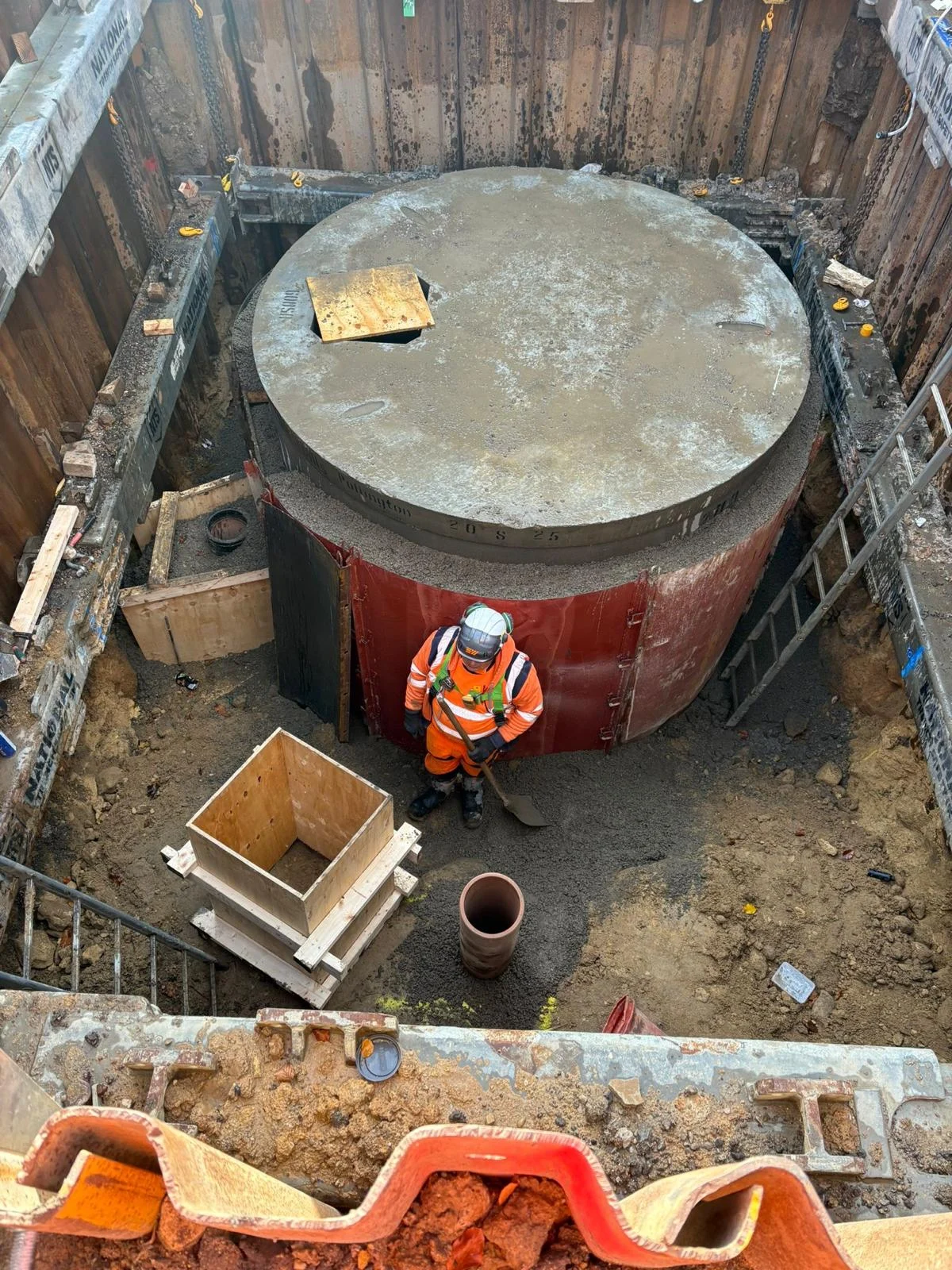 Lawnswood Roundabout — site photograph