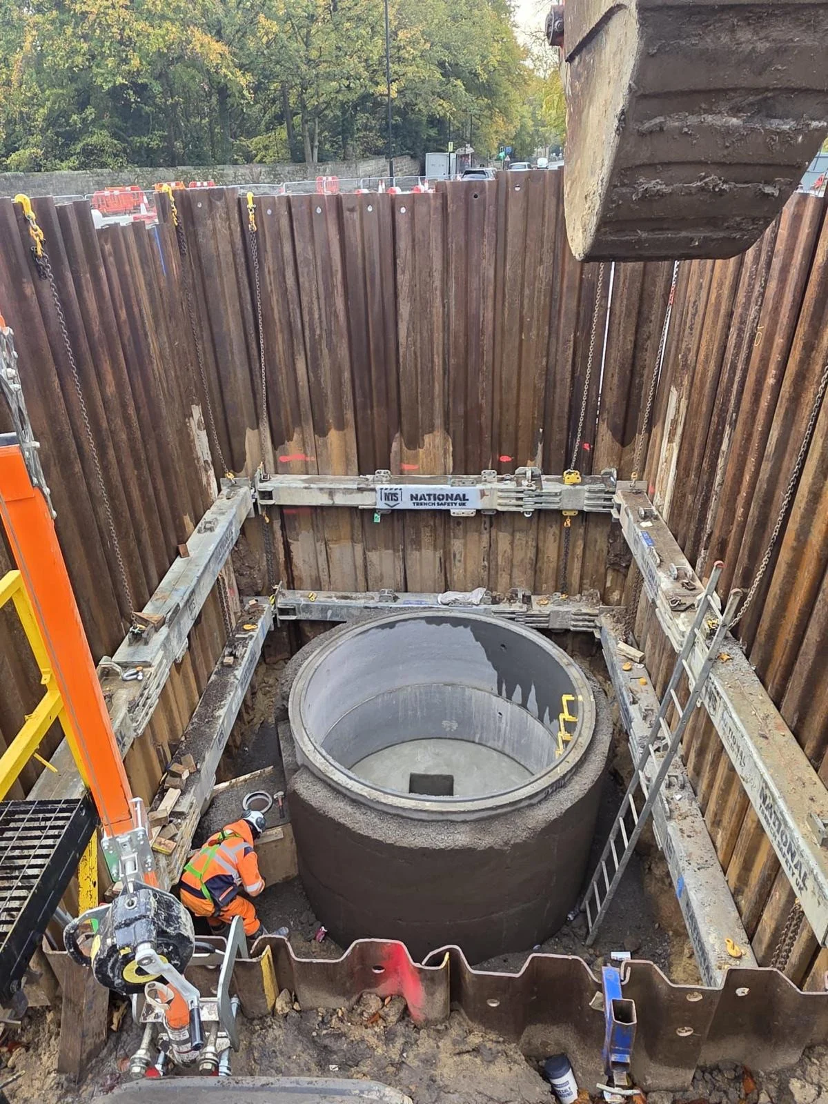 Lawnswood Roundabout — site photograph