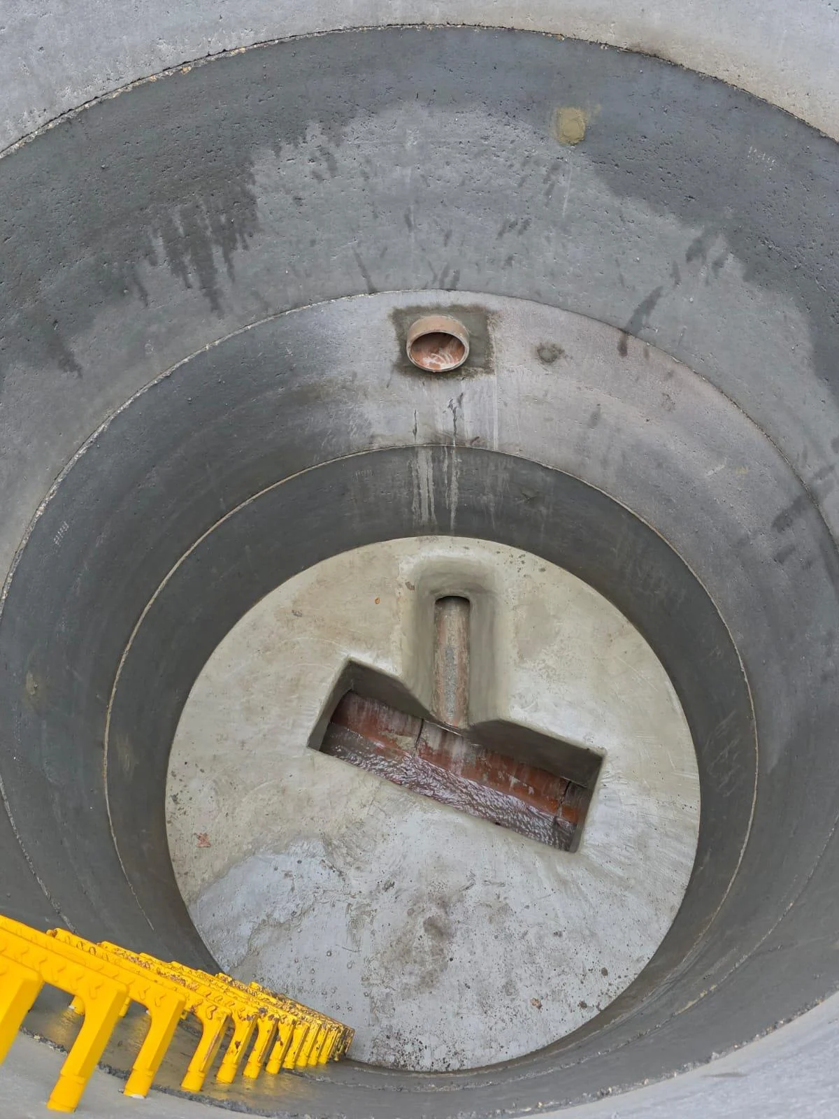 Lawnswood Roundabout — site photograph
