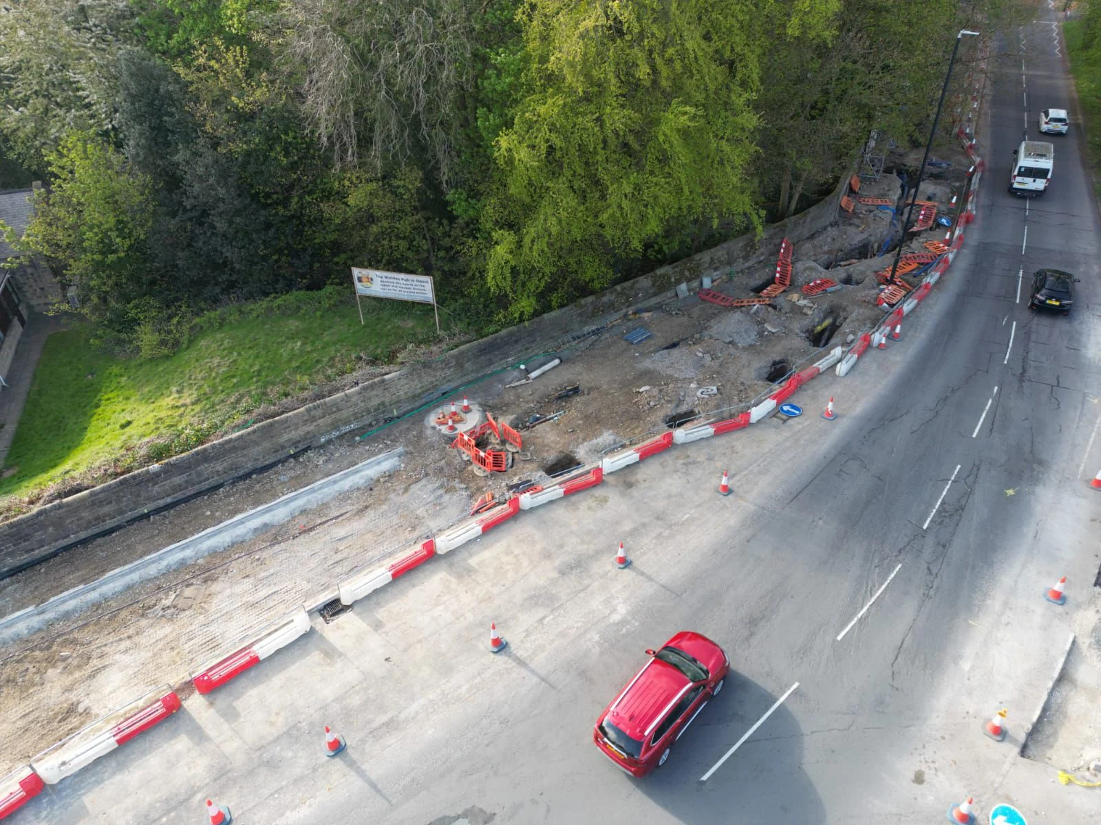 Lawnswood Roundabout — site photograph