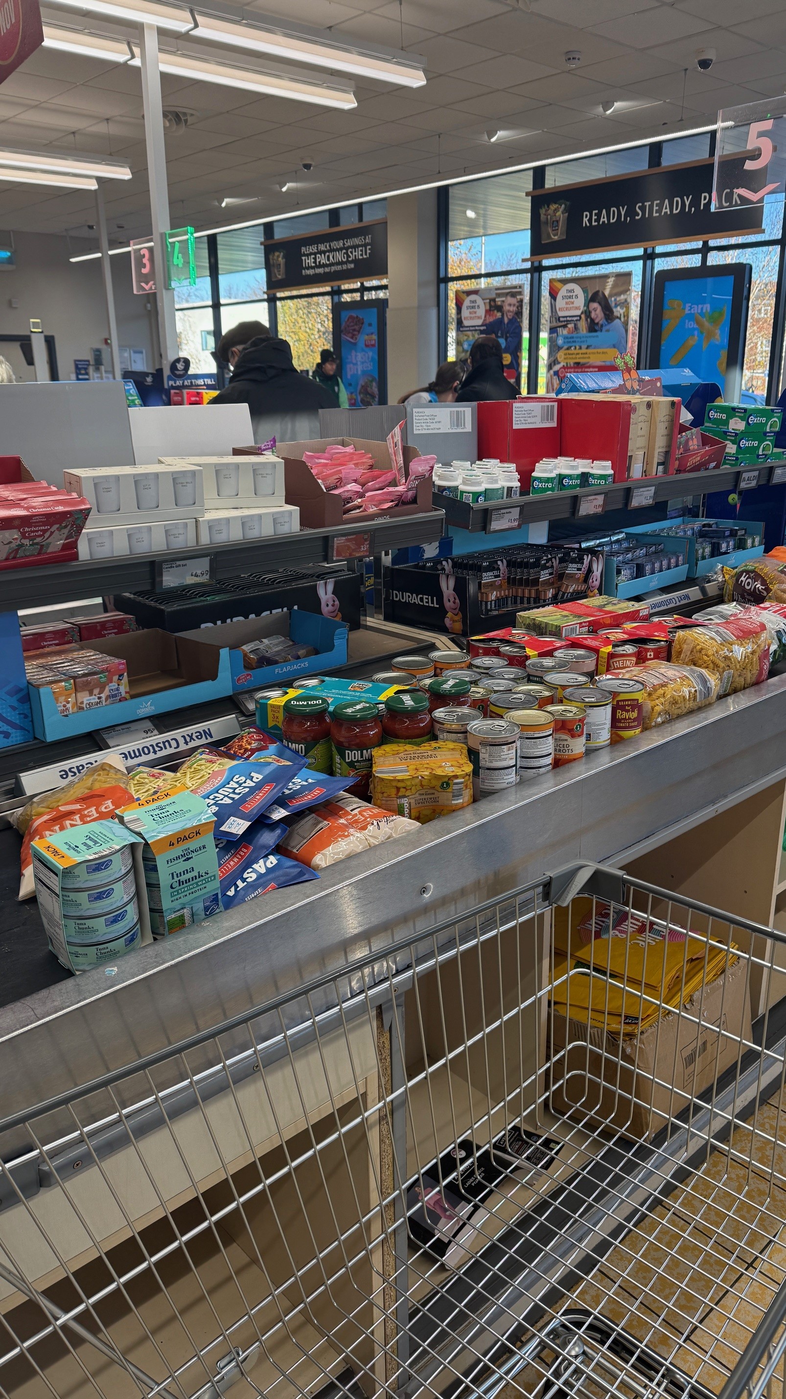 Pontefract Food Bank: Christmas Donation Drive